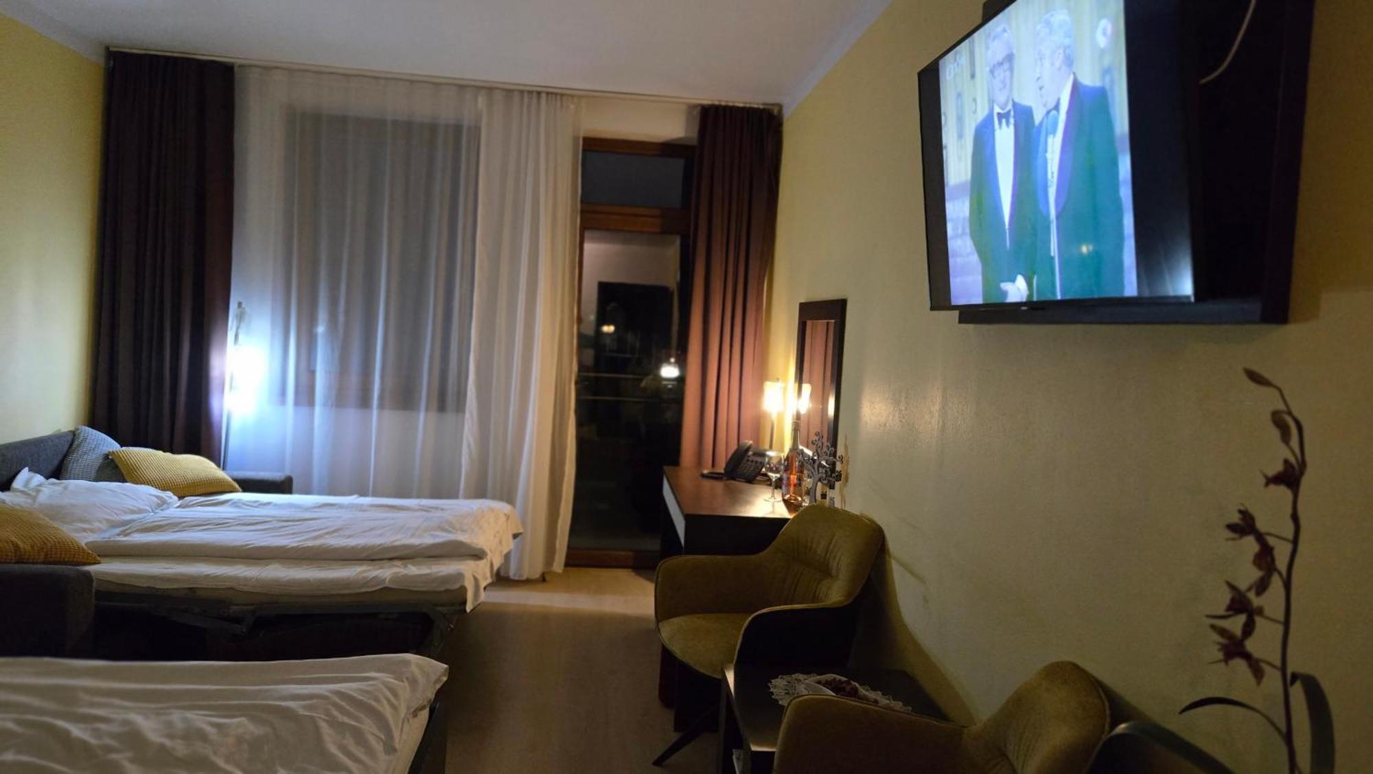 Apartman Aquapark - Hotel Besenova Bagian luar foto