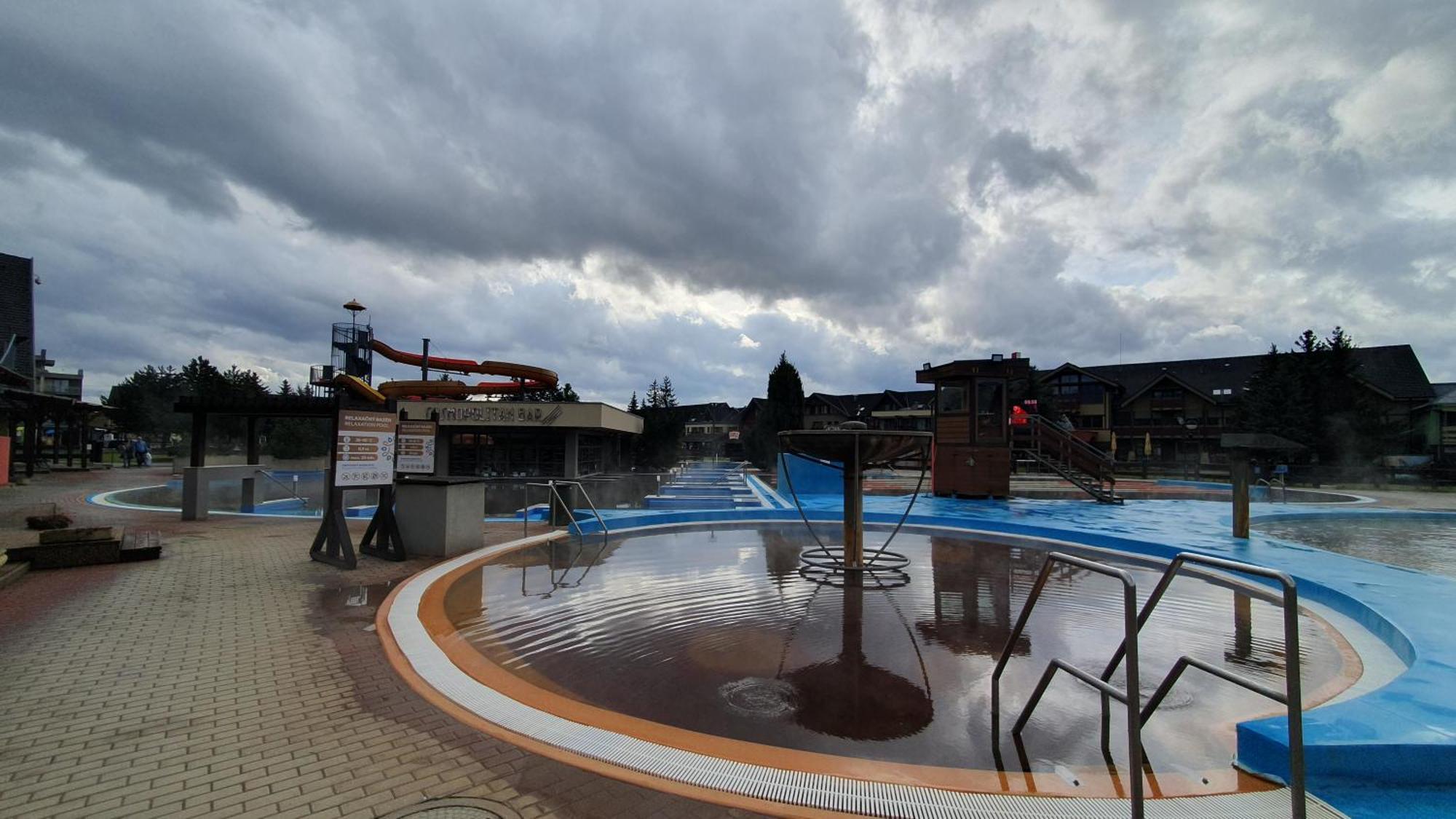 Apartman Aquapark - Hotel Besenova Bagian luar foto