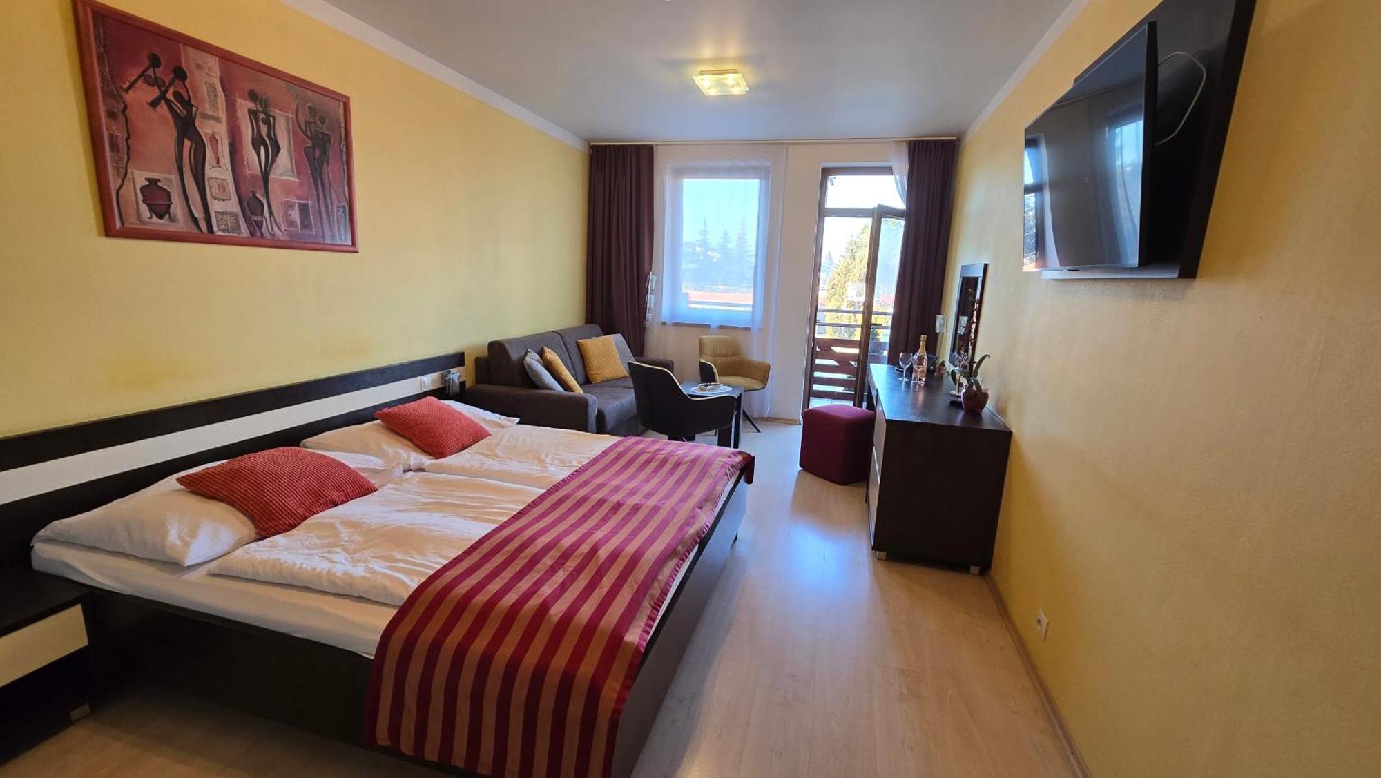 Apartman Aquapark - Hotel Besenova Bagian luar foto