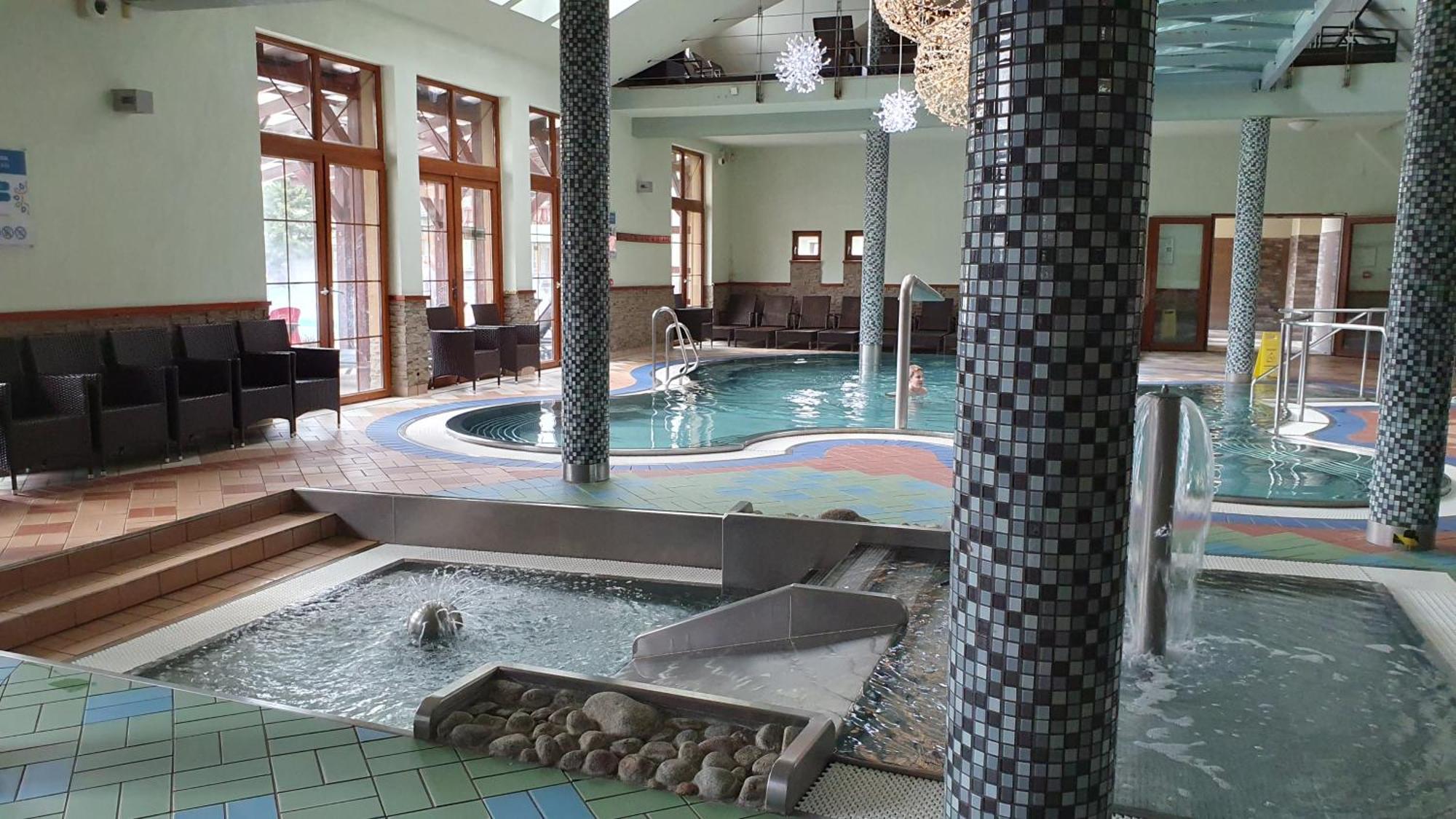 Apartman Aquapark - Hotel Besenova Bagian luar foto